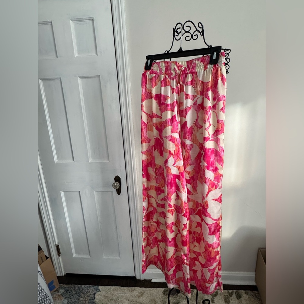 Flying Tomato Pink!Cream Tropical Wide Leg Pants